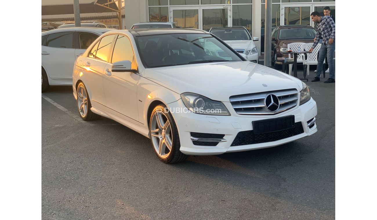 Mercedes-Benz C 200 Mercedes C200_Gcc_2013_Excellent_Condition _Full option