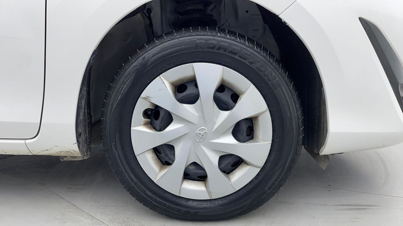 تويوتا يارس SE 1.5 | بدون دفعة مقدمة | اختبار قيادة مجاني للمنزل