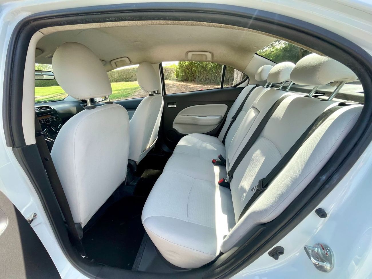 Mitsubishi Attrage GLX Mid 1.2L