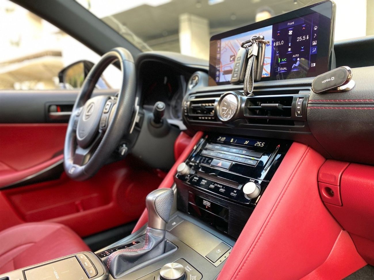 Lexus IS350 F Sport / GCC /m