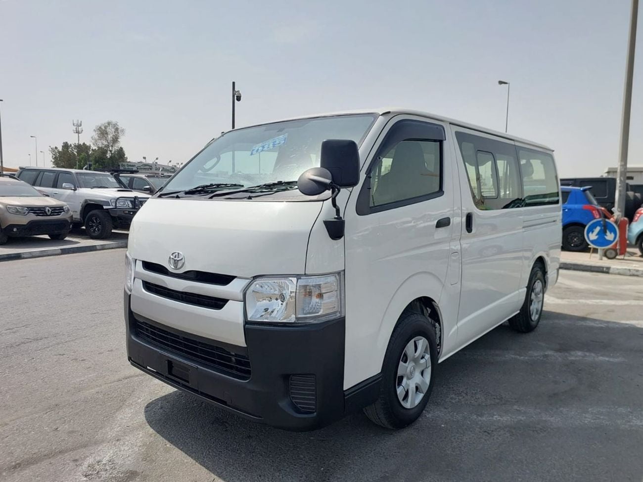 تويوتا هاياس (RAMADAN OFFER) TOYOTA HIACE VAN RHD 2018 MODEL 2.8 L DIESEL AUTOMATIC(PM08223)