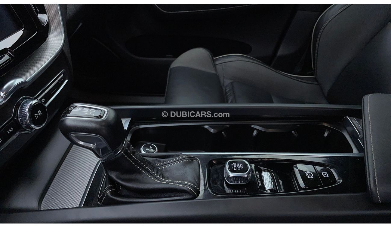 Volvo XC60 T5 R DESIGN 2 | Zero Down Payment | Free Home Test Drive