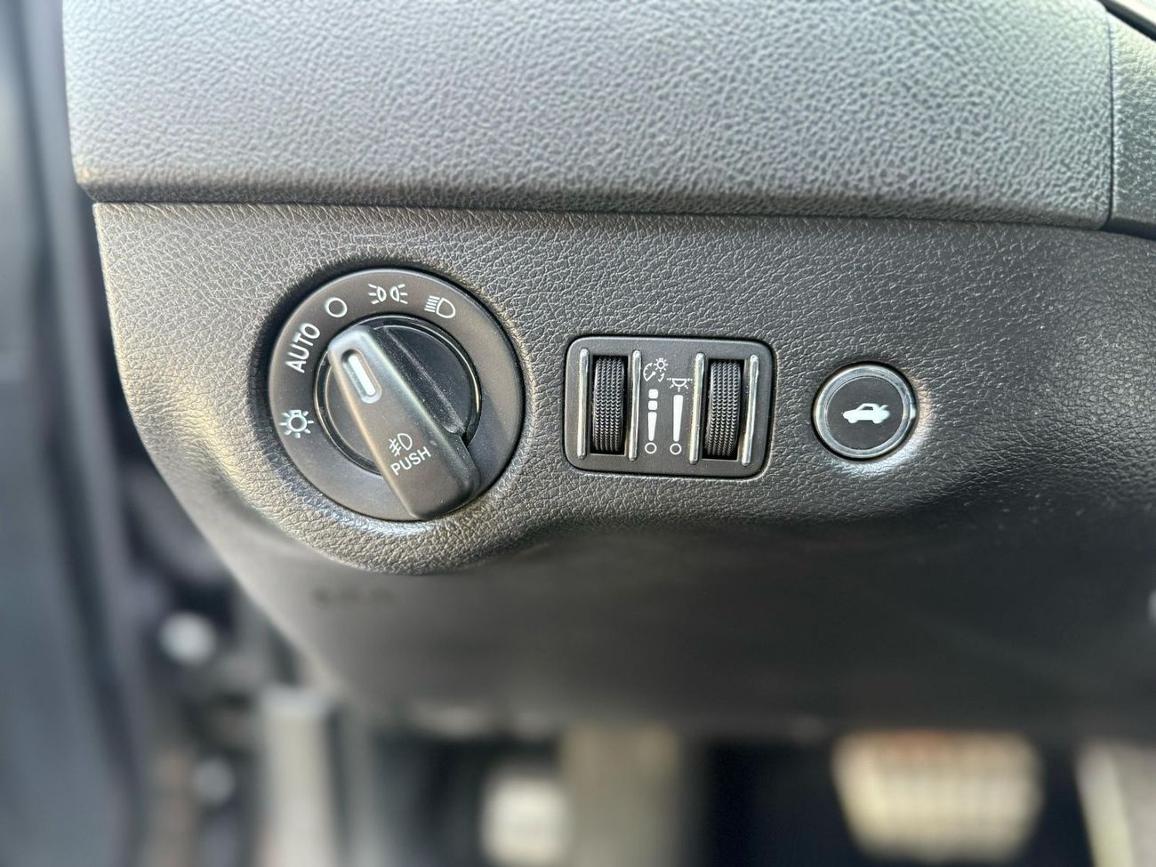 دودج تشارجر SRT 392 6.4L (485 HP)