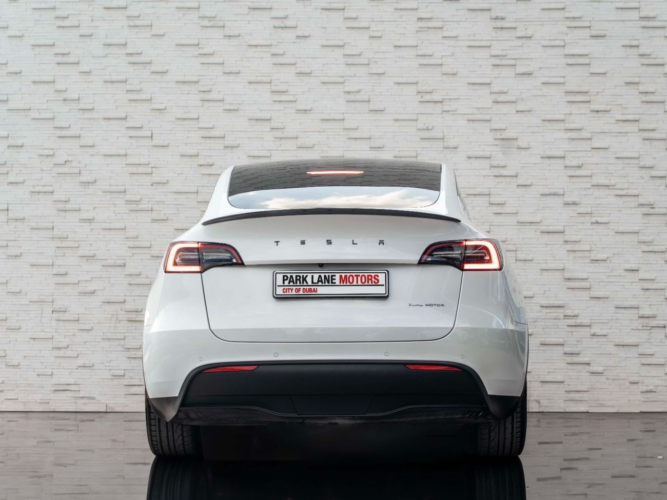 Tesla Model Y Long Range (AWD)
