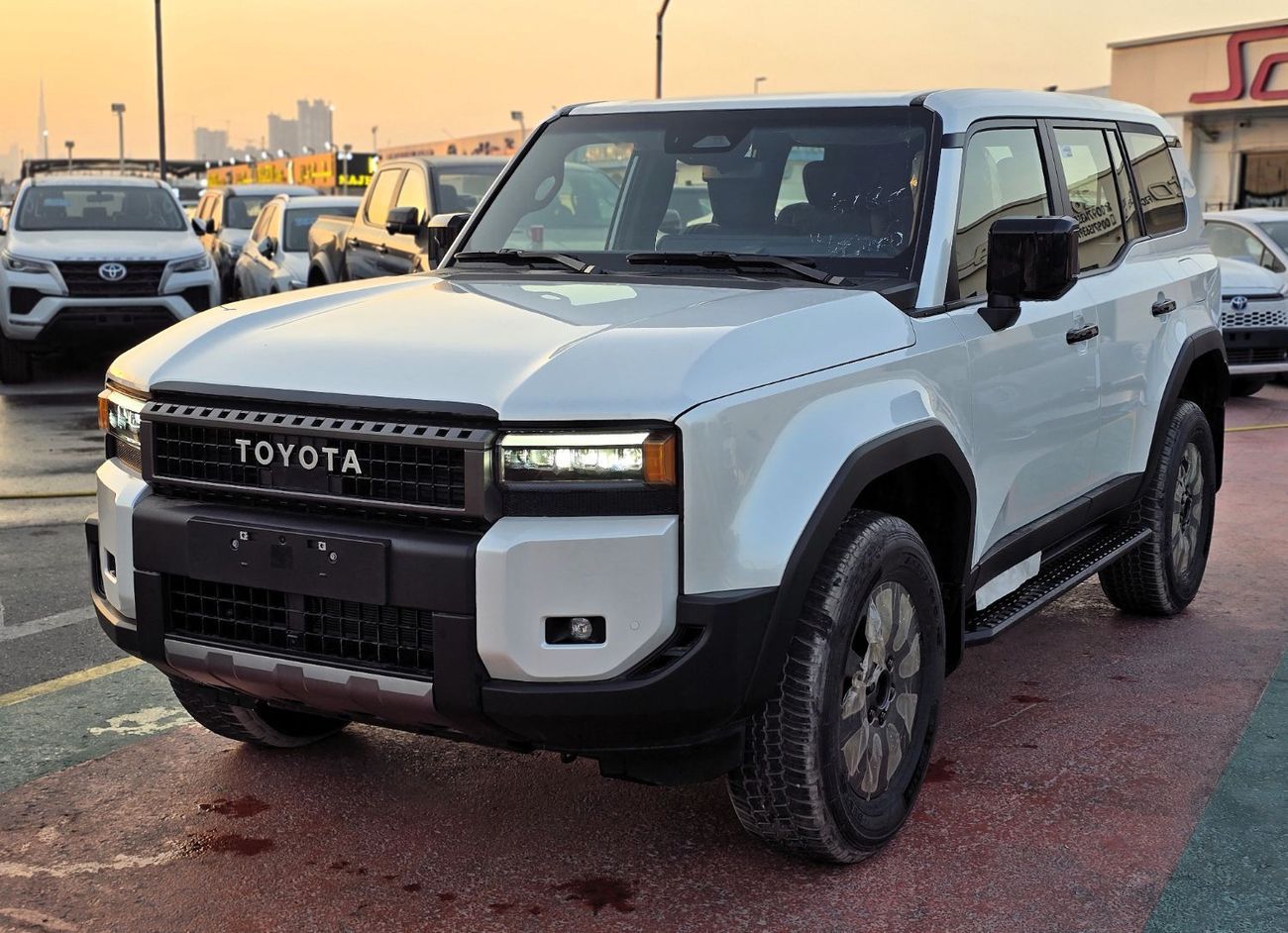 Toyota Prado Toyota land Cruiser Prado 4*4  2.4L Turbo A/T PETROL 2025 White color