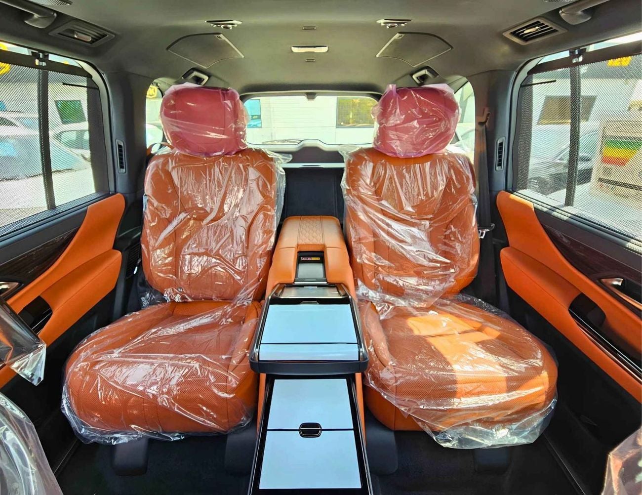 لكزس LX 700h HYBRID/ VIP SEATS FULL OPTION/ PETROL AT 3.5L V6 4WD/CODE#LX7HV