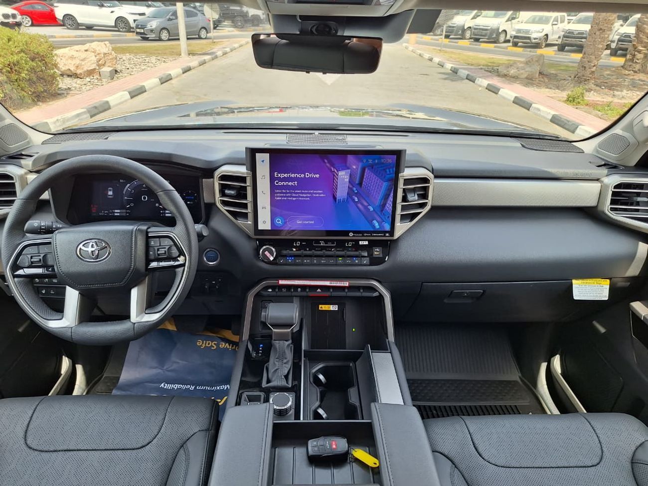 Toyota Sequoia 2024 TOYOTA SEQUOIA 4WD HYBRID 8 SEATER