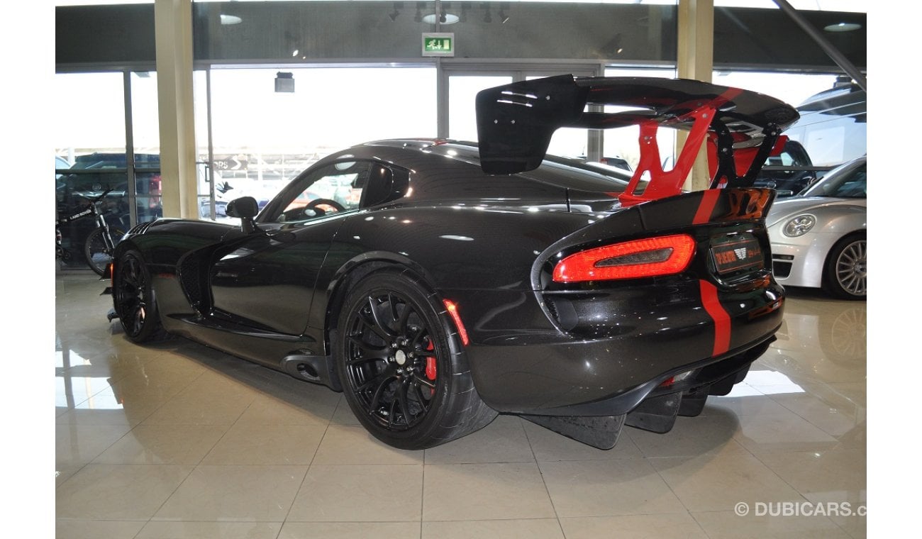 Dodge Viper ACR