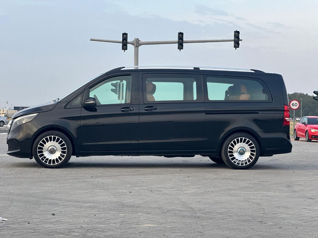 Mercedes Benz V 250 AVANTGARDE LWB