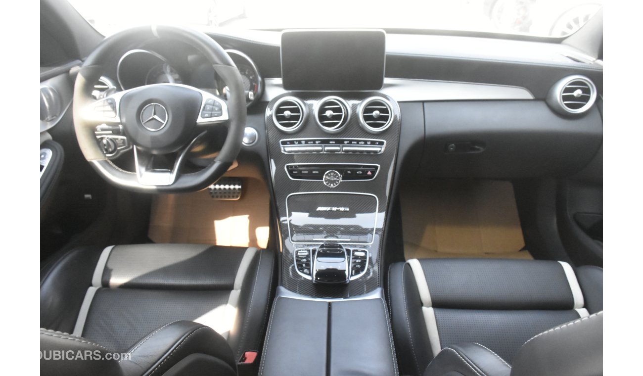 مرسيدس بنز C 63 AMG CLEAN TITLE / CERTIFIED CAR / WITH WARRANTY