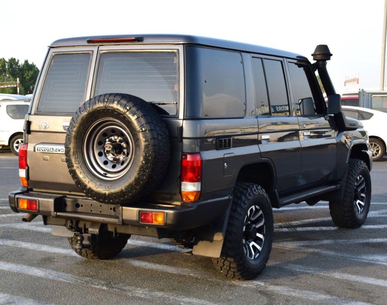 Toyota Land Cruiser 70 Toyota Land Cruiser 70 Hard Top