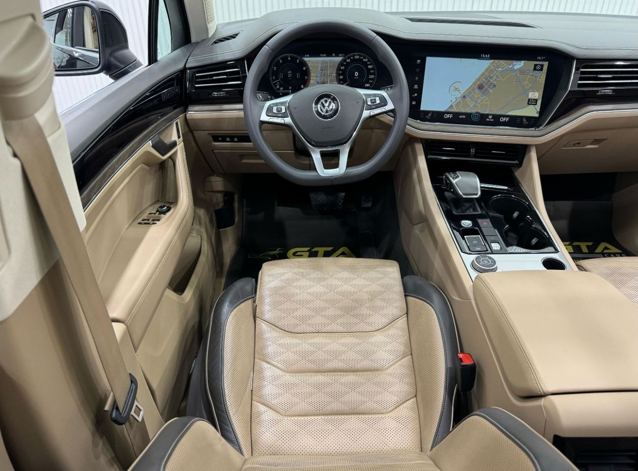 Volkswagen Touareg Highline Plus 3.0L 2019 Volkswagen Touareg Highline Plus, Warranty, Service History, GCC