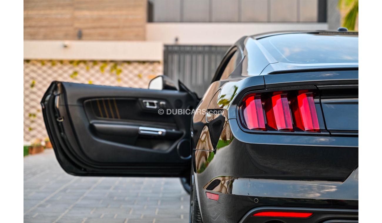 Ford Mustang Mustang GT | 2,233 P.M | 0% Downpayment | Spectacular Condition