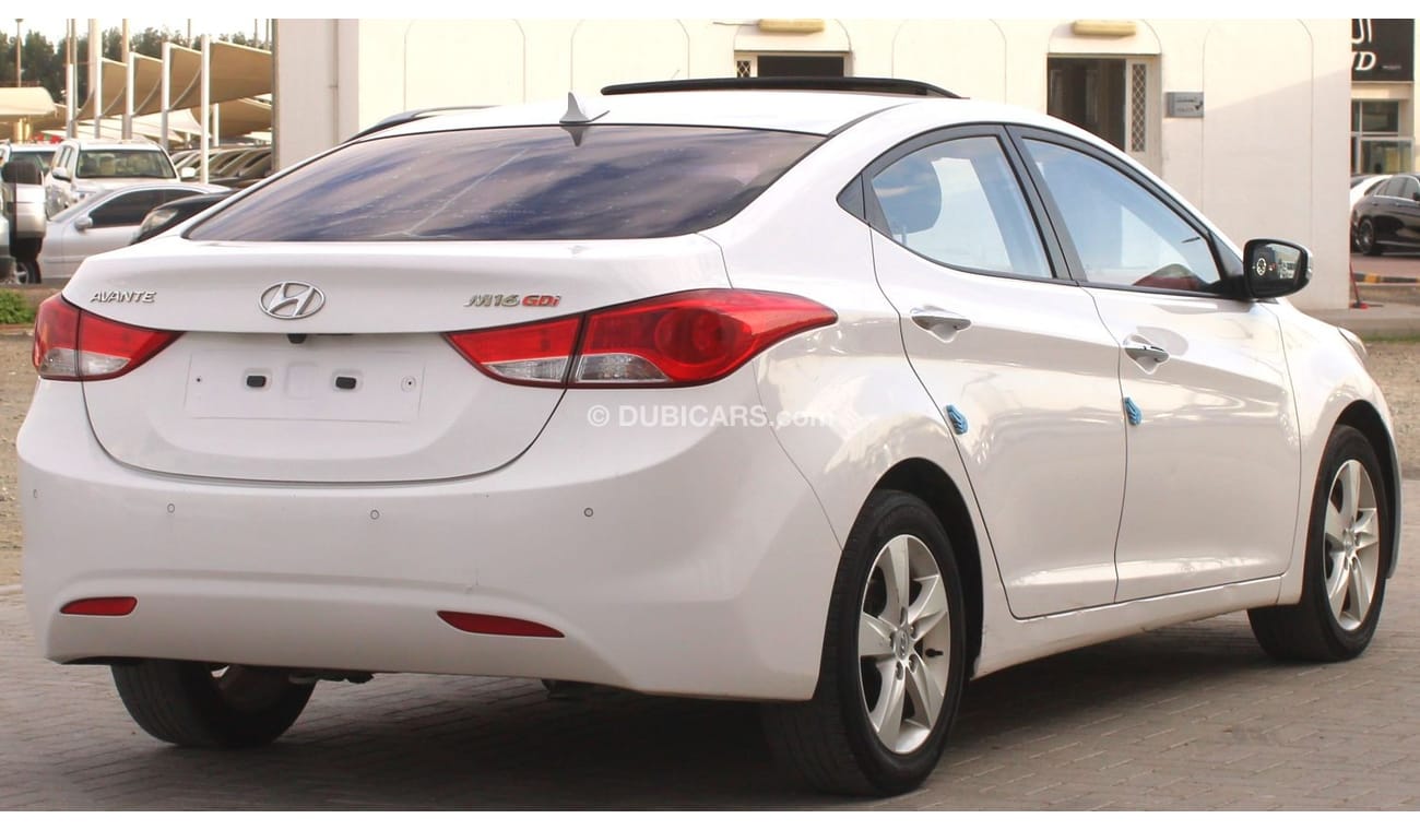 هيونداي افانتي هيونداي افانتي 2012 بحالة ممتازة وارد كوريا اوراق جمارك بدون حوادث