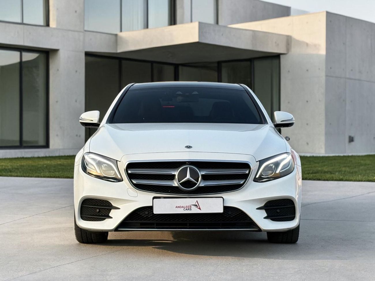 Mercedes-Benz E300 Premium + 2.0L AED 1,900 P.M | 0% DOWN PAYMENT | MERCEDES-BENZ E300 AMG | 2.0L V4 | 2020