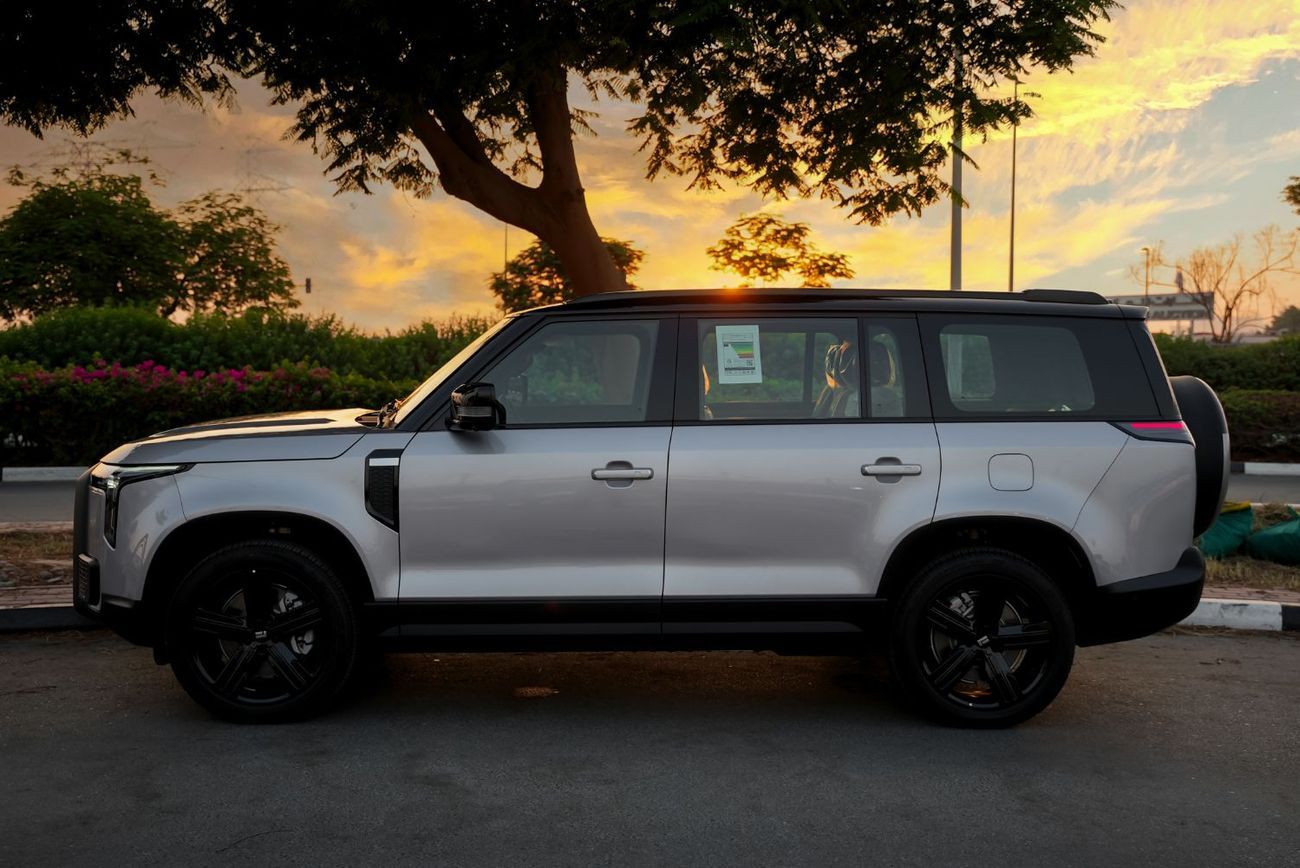 روكس 01 2025 ROX 01 VIP Hybrid 6-Seaters GCC with 2 keys AWD 0Km