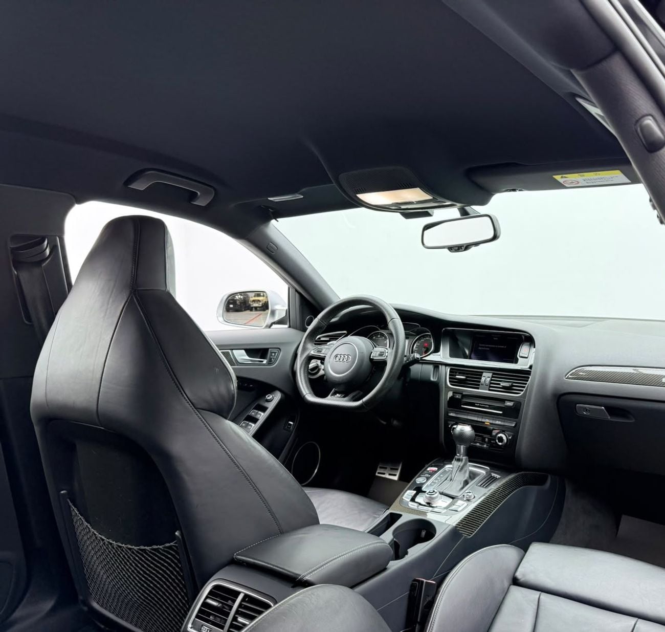 Audi RS4 STANDARD 2014 Audi RS4, Service History, Excellent Condition, Japanese Specs.