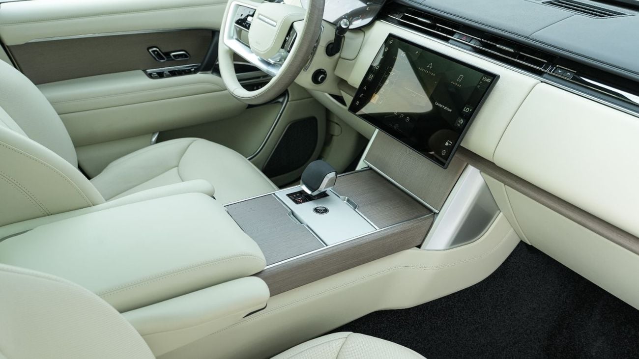 Land Rover Range Rover Autobiography P400 3.0L BATUMI GOLD 2025 MY EXPORT PRICE