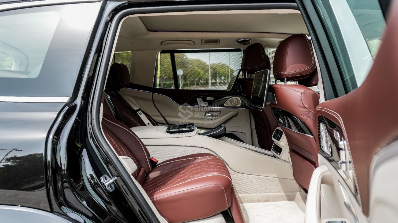 Mercedes Maybach GLS600 Maybach 4 MATIC 4.0L PETROL V8 TT  EXECUTIVE SEATS AT 4WD 2026MY