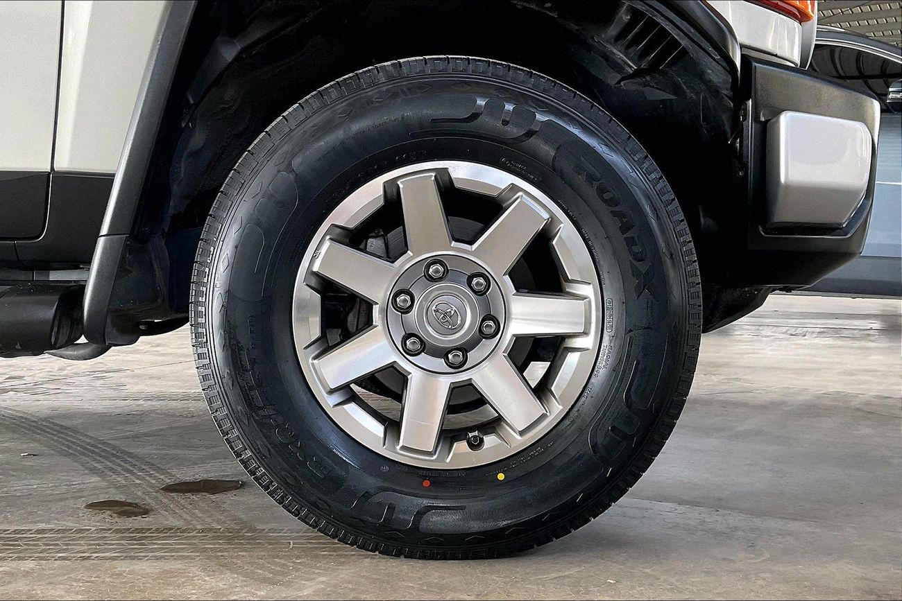 تويوتا إف جي كروزر GXR | شامل الضمان | 0 ﺪﻔﻋﺓ ﺃﻮﻟﻯ