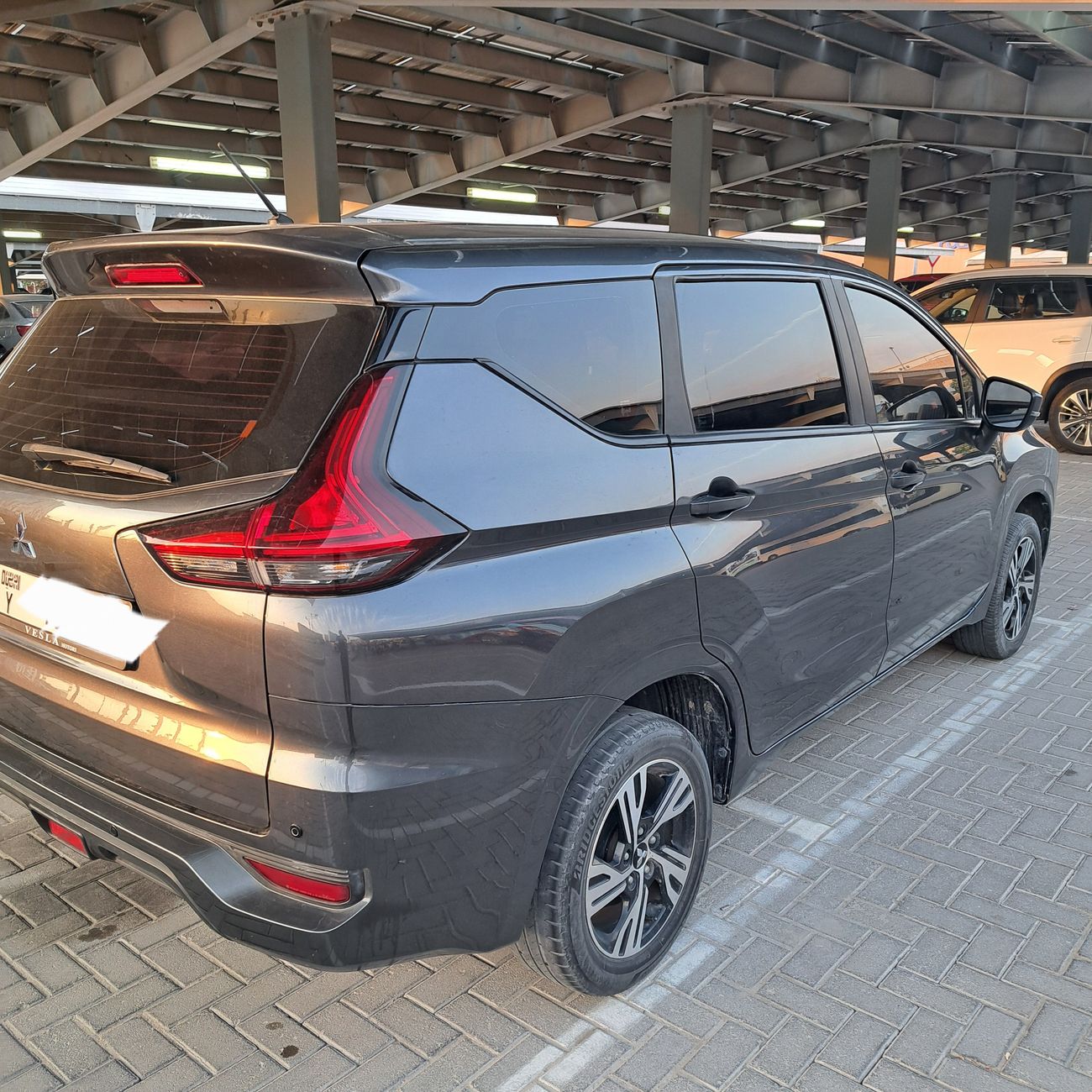 ميتسوبيشي إكسباندر