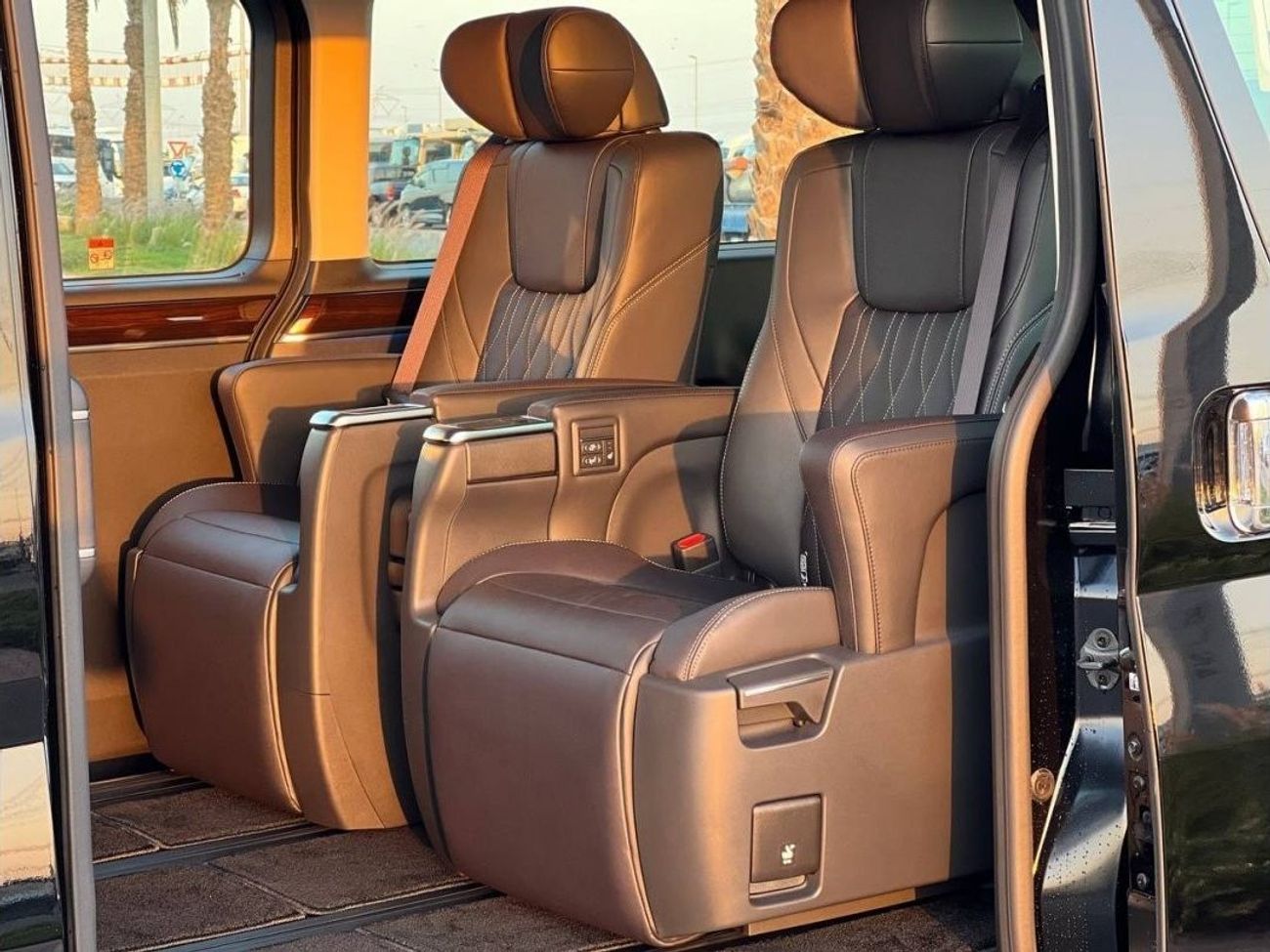 تويوتا جرافينا 3.5L V6 PTR A/T // 2024 // PREMIUM VIP FULL OPTION WITH RADAR , 360 CAMERA // SPECIAL OFFER // BY FO