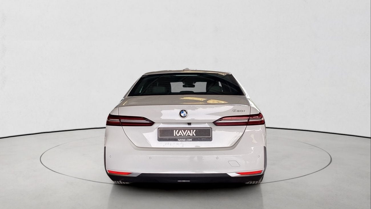 بي أم دبليو 520i 2.0 520I PURE AUTO | شامل الضمان | 0 ﺪﻔﻋﺓ ﺃﻮﻟﻯ