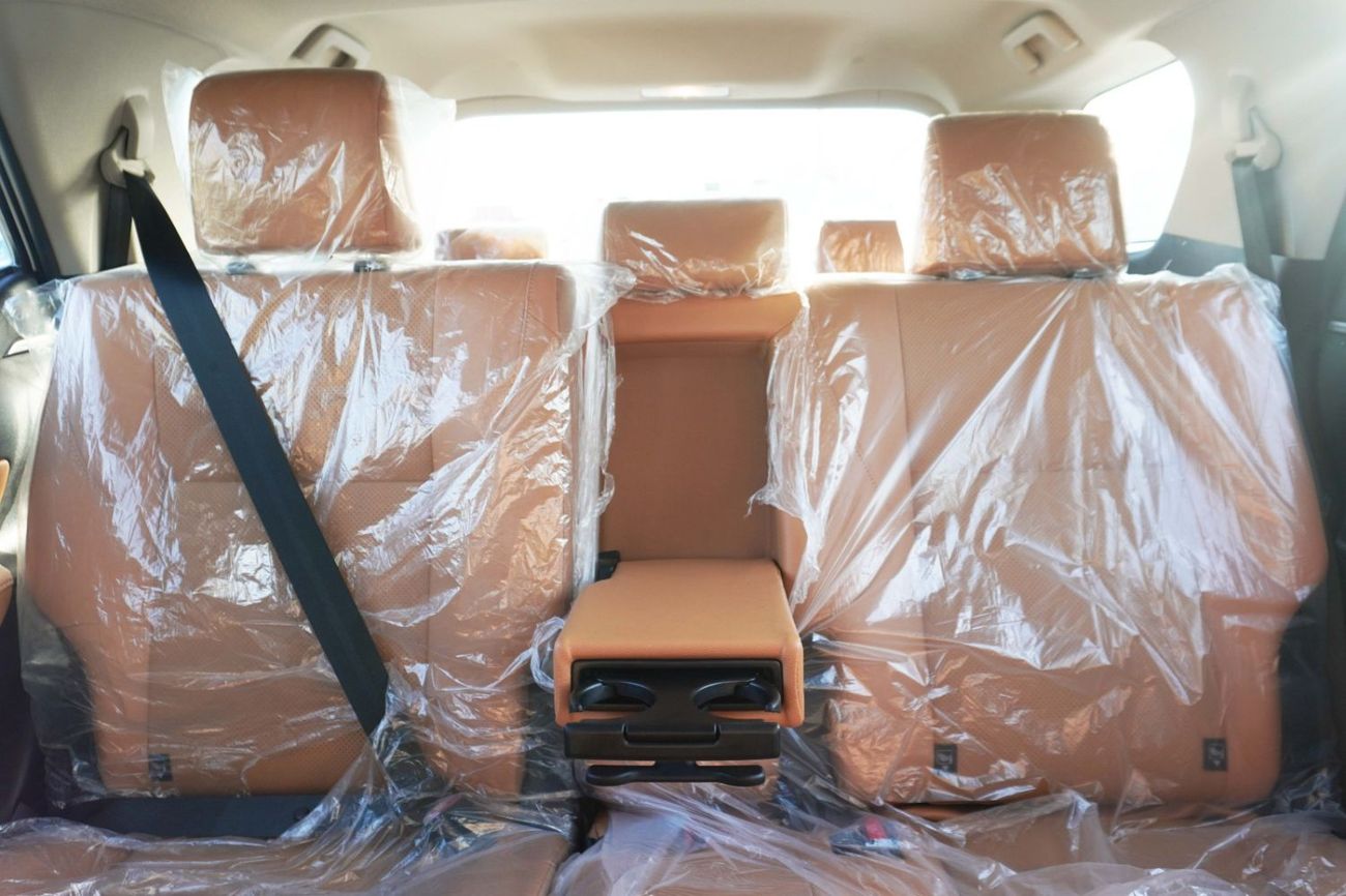 Toyota Fortuner SR5 , 4.0L , PETROL 2026