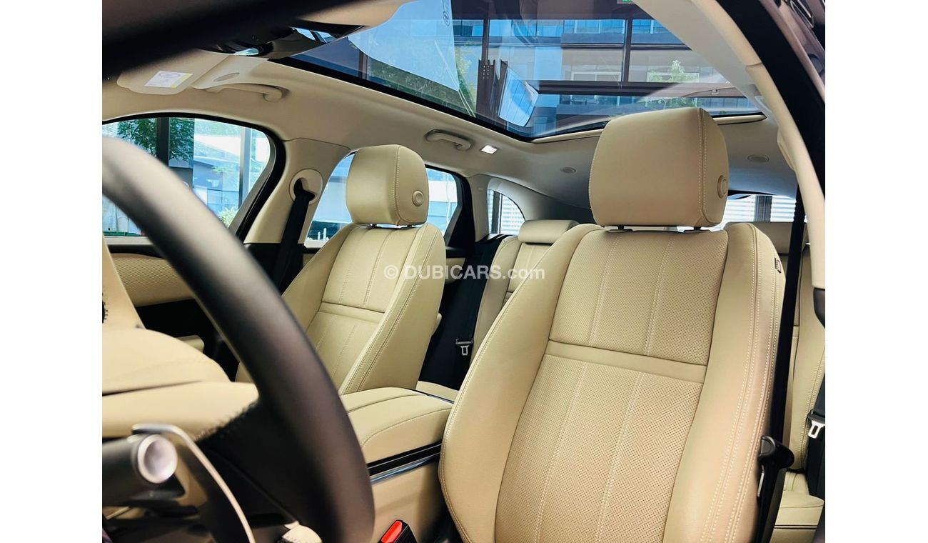 Land Rover Range Rover Velar Range Rover Velar SE R Dynamic V4 GCC