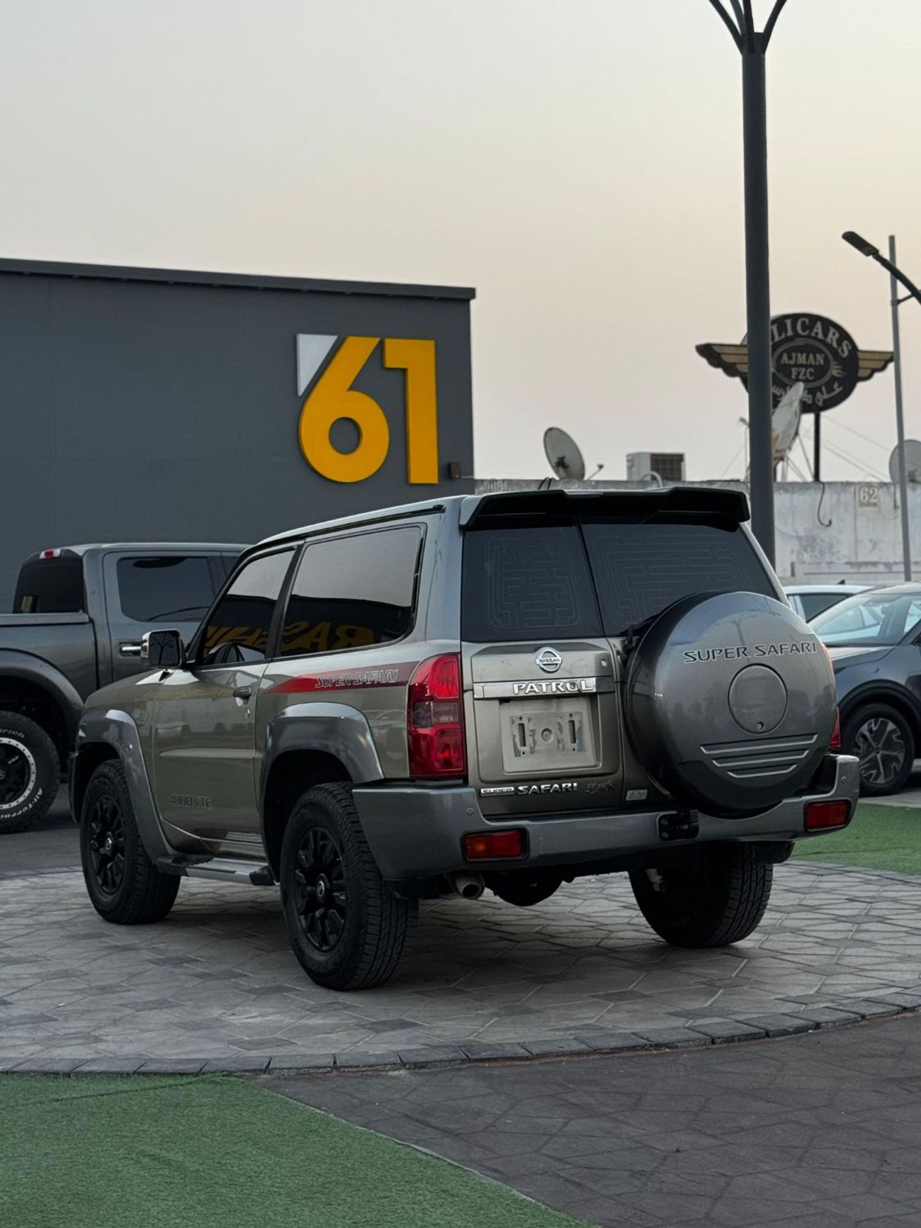 Nissan Patrol Safari