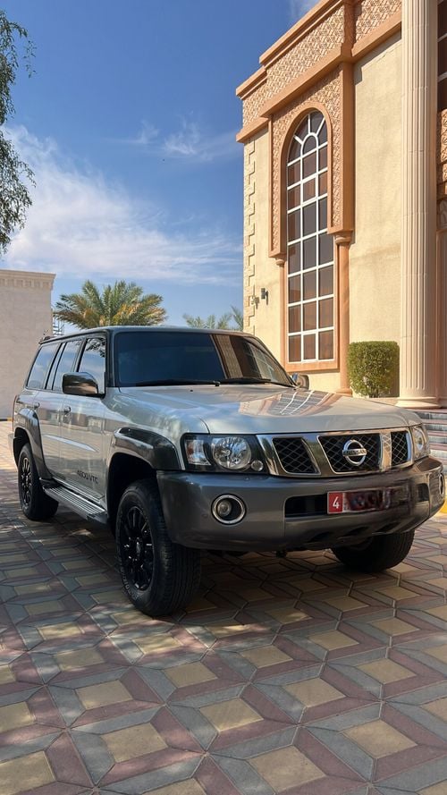 نيسان باترول سوبر سفاري