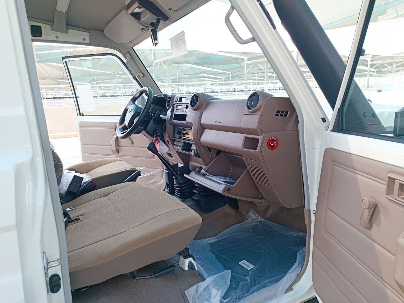 Toyota Land Cruiser 70 2024 Toyota Land Cruiser LC78 (3-Door) Hardtop VDJ 4.5L V8 Diesel M/T 4x4 Export Only