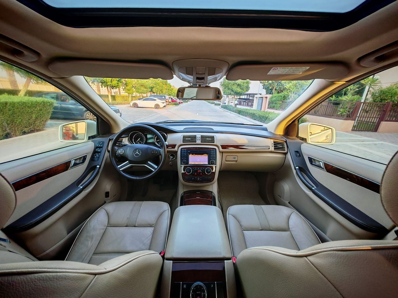 مرسيدس بنز R 350 L 3.5L