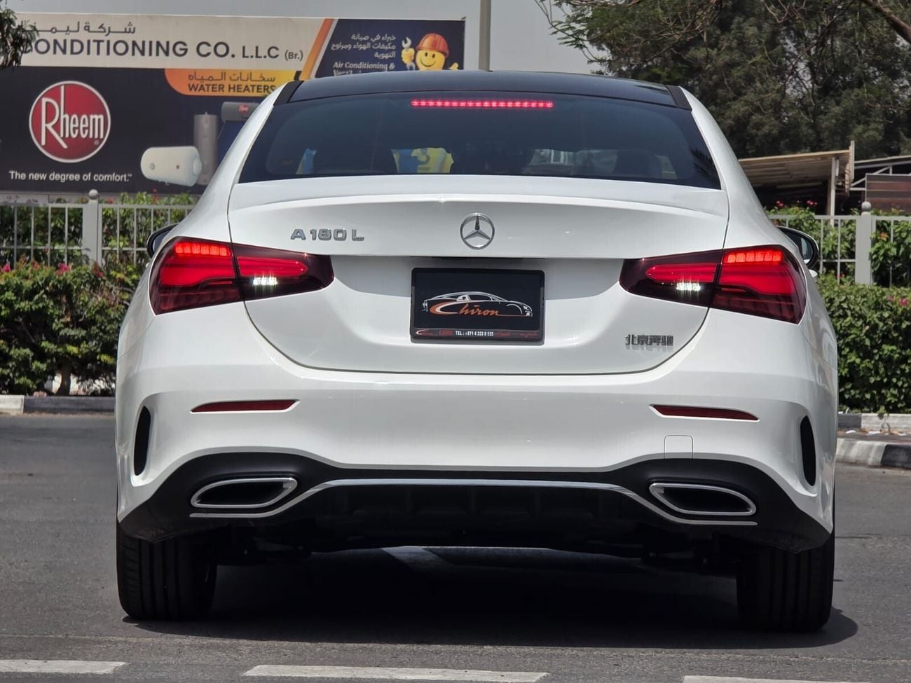 مرسيدس بنز A 180 Sedan 1.4 L
