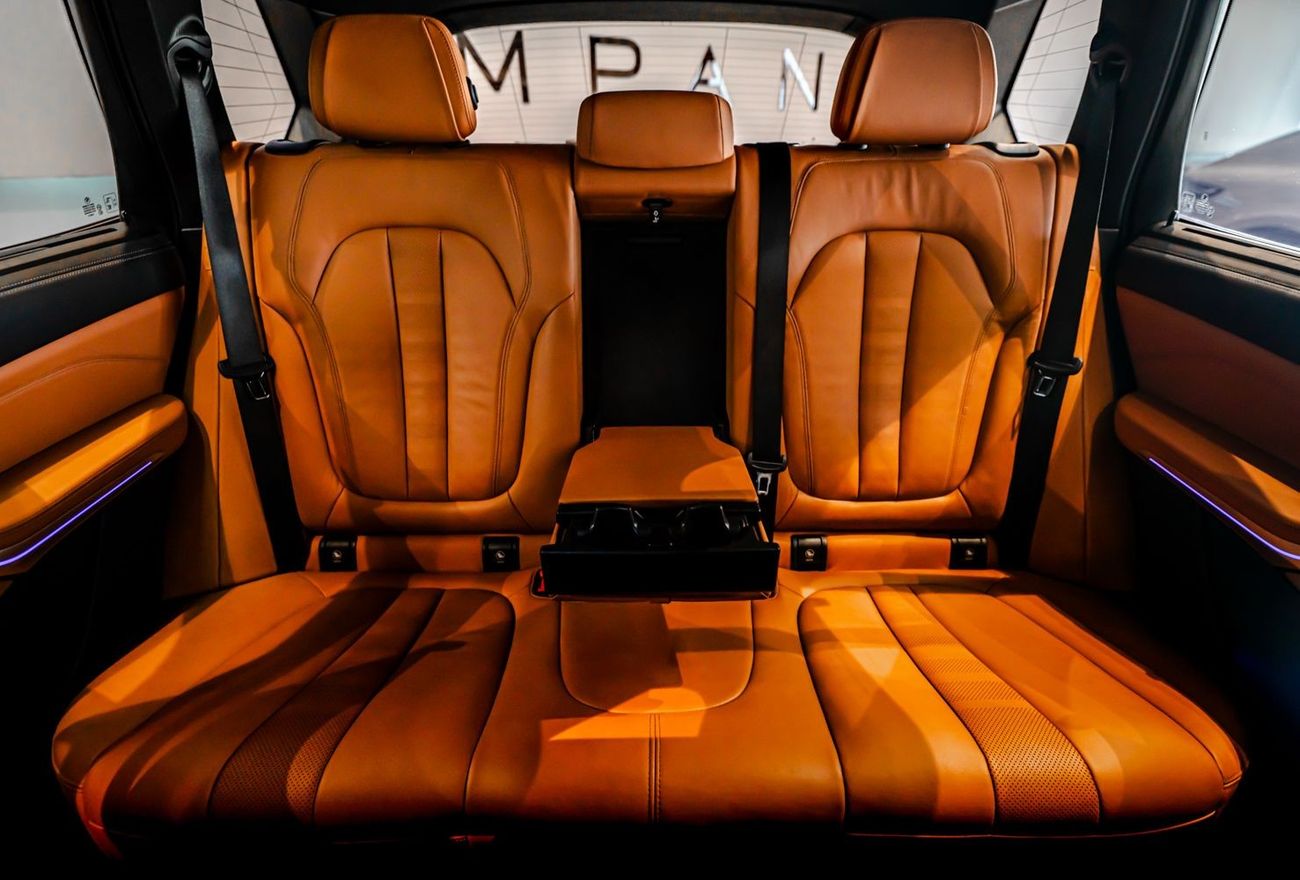 BMW X5 40i xDrive 2022 BMW X5 X-Drive 40i, 2026 BMW Warranty + Service Contract, Low KMs, GCC