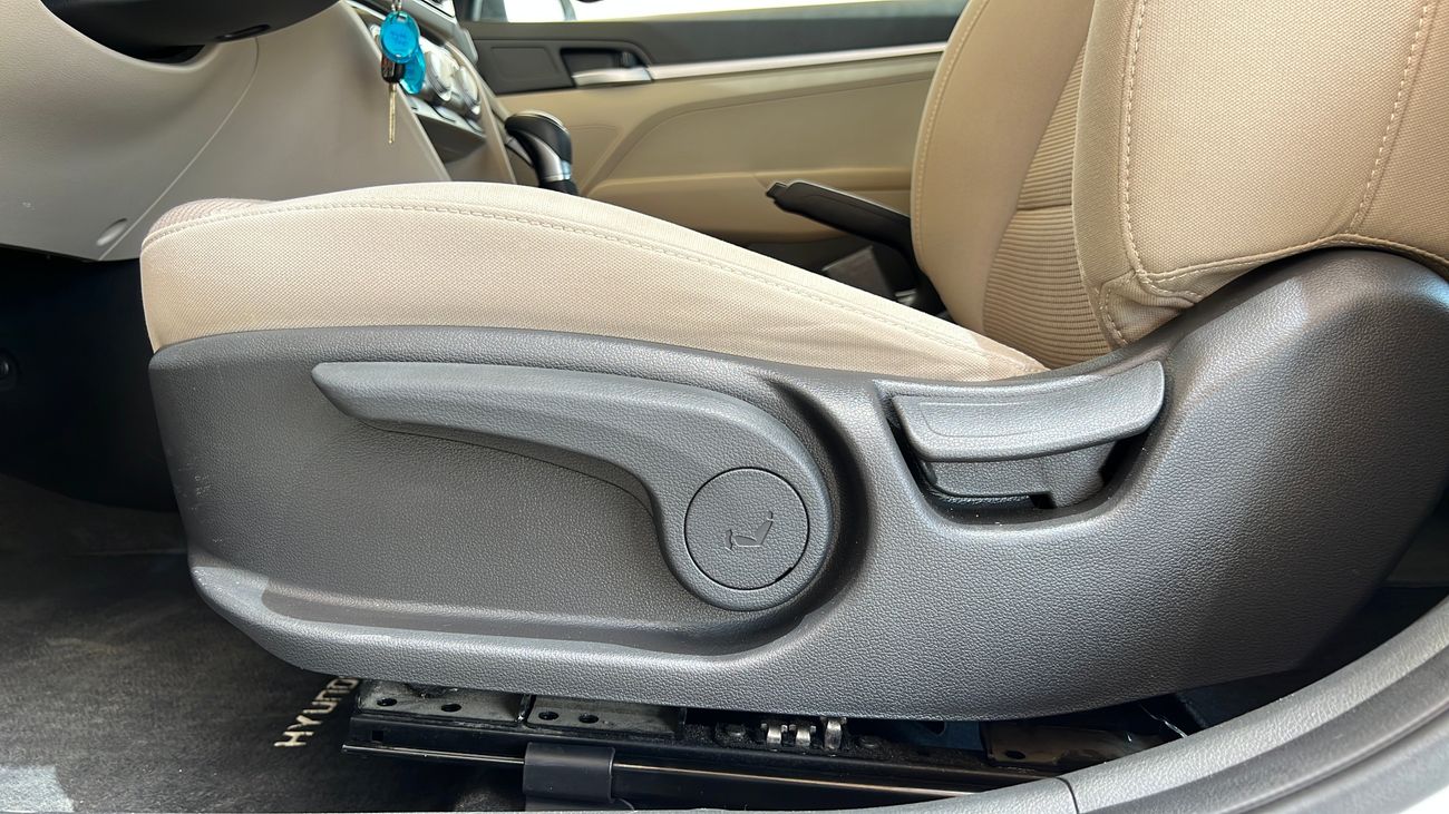 Hyundai Elantra 1600