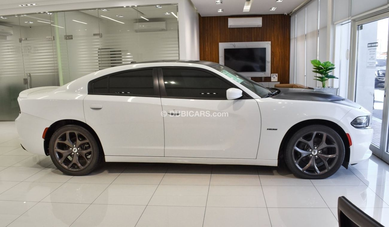 Dodge Charger R/T HEMI