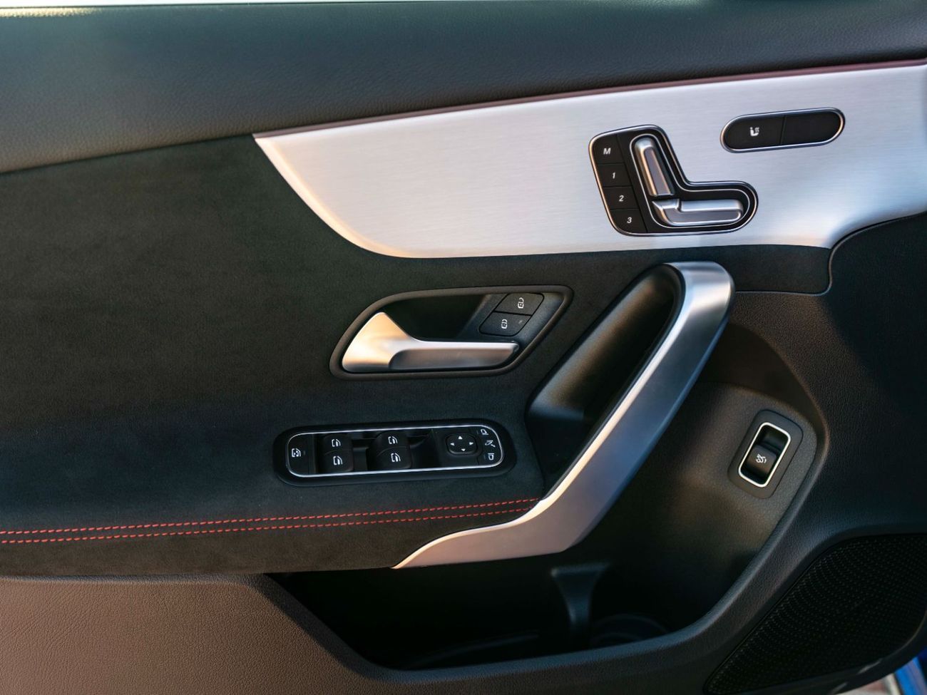 Mercedes-Benz A 35 AMG Std 2.0L