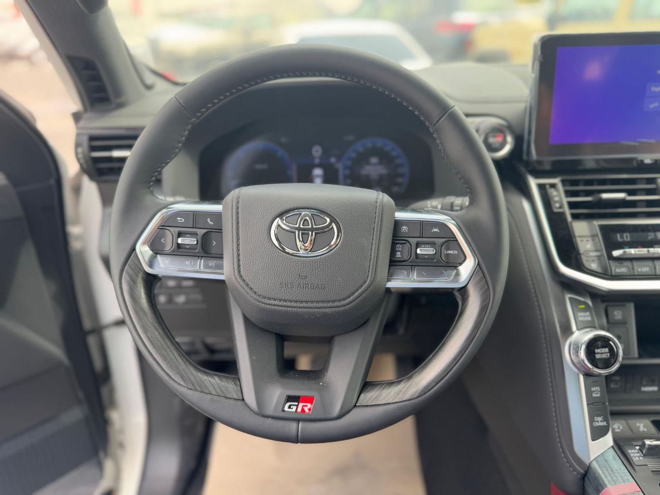 Toyota Land Cruiser GR-S 3.3L