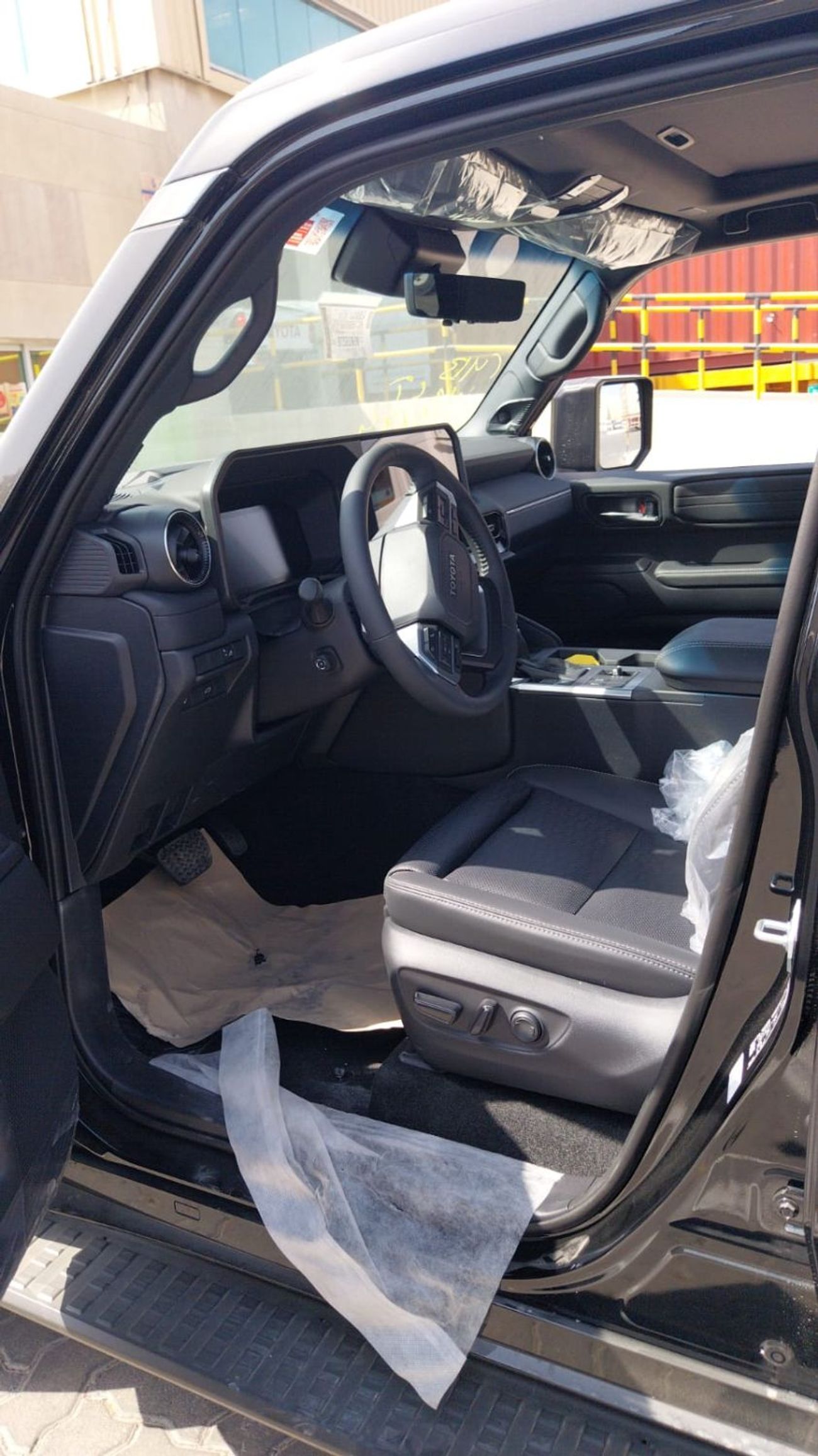 تويوتا برادو TOYOTA PRADO PREMIUM DIESEL 2.8L 2025