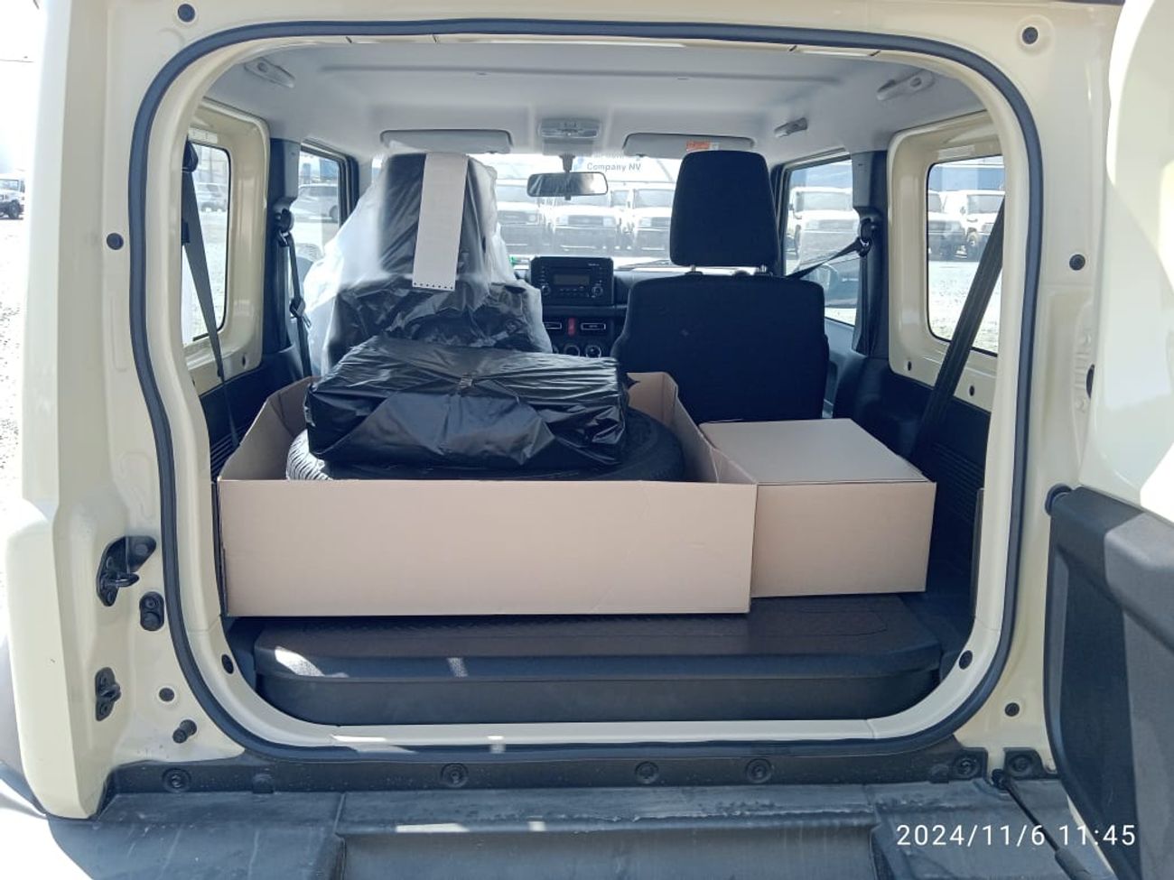 سوزوكي جيمني ECTSZO001- 2025 Suzuki Jimny GLX - 1.5L Petrol Auto - Ivory - GCC