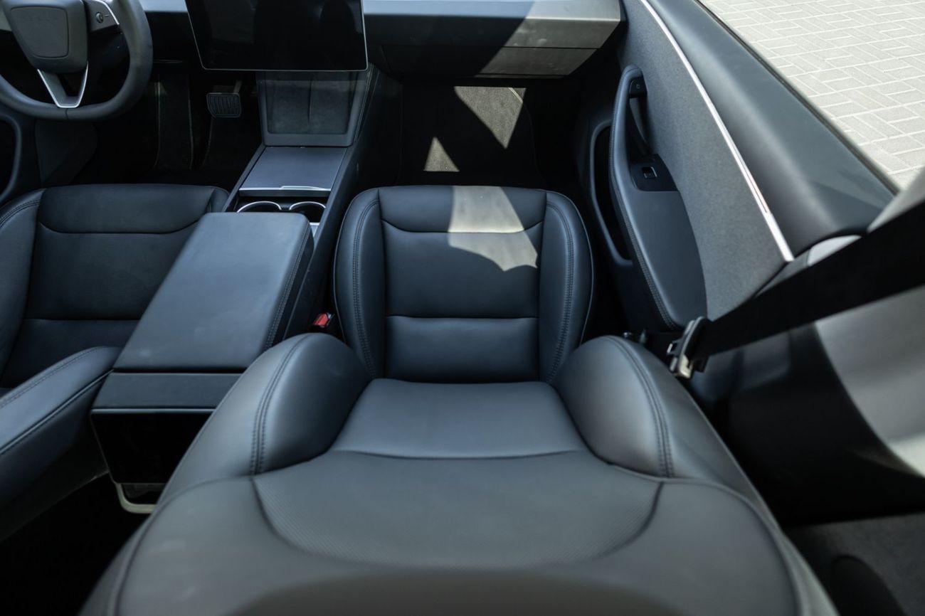 تسلا موديل 3