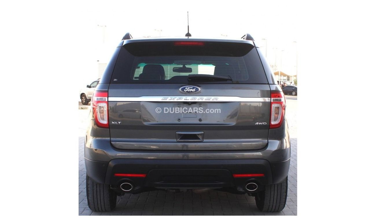 فورد إكسبلورر XLT فورد اكسبلورر 2015 فل ابشن خليجي بحالة ممتازة بدون حوادث صبغ وكالة