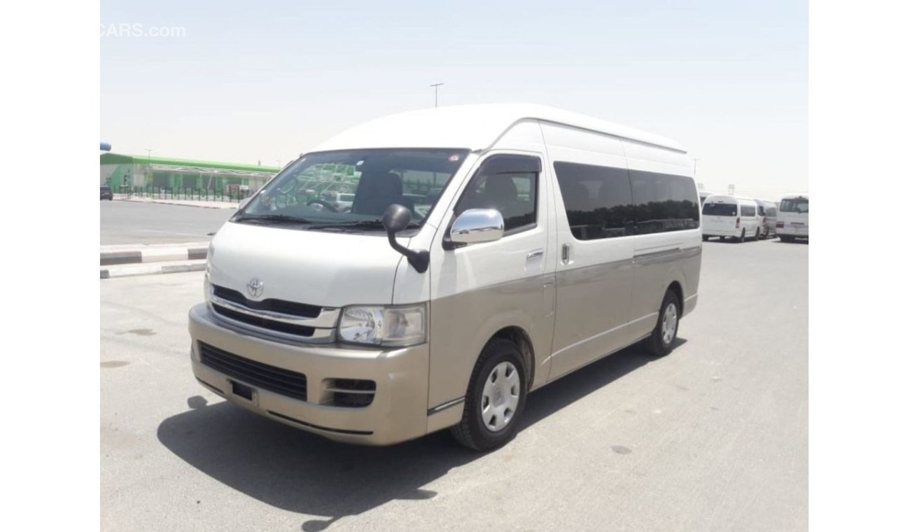 تويوتا هاياس Hiace Commuter RIGHT HAND DRIVE  (Stock no PM 595 )