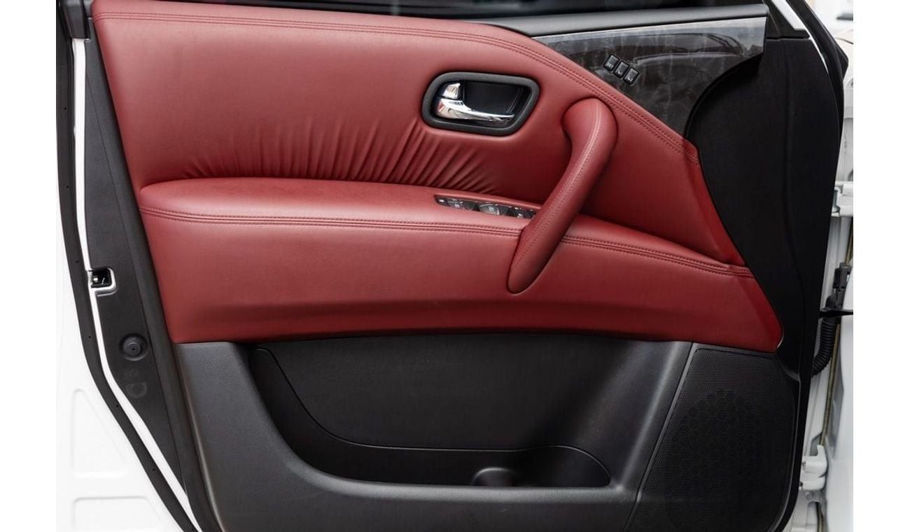 نيسان باترول SE Platinum 4.0L Nissan Patrol SE Platinum City 2024 GCC under Agency Warranty with Flexible Down-Pa