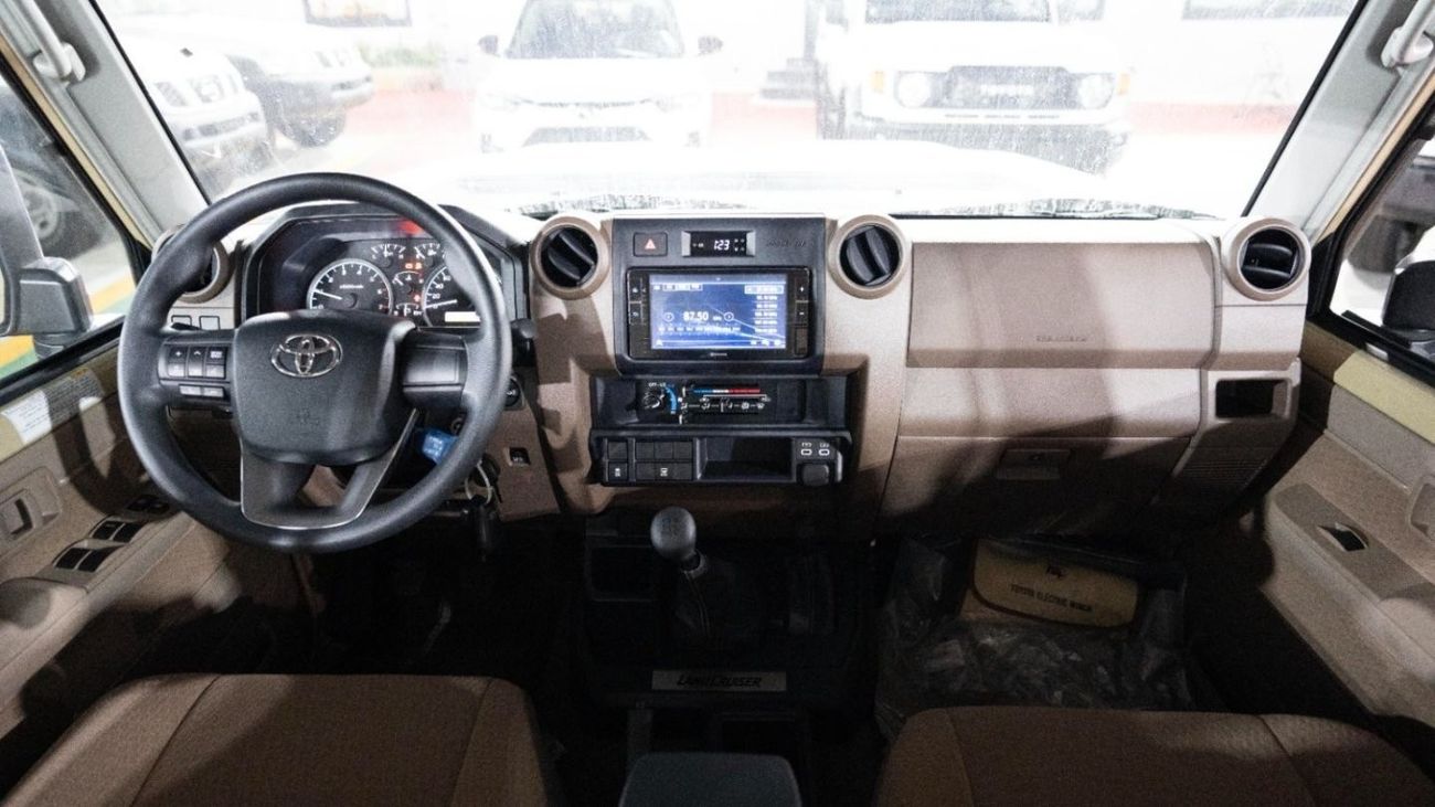 Toyota Land Cruiser 70 TOYOTA LC76 5DOORS PETROL 4.0L MANUAL TRANSMISSION MODEL 2024 LIMITED EDITION
