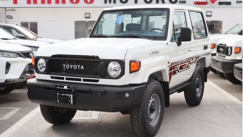 تويوتا لاند كروزر 2024 TOYOTA LAND CRUISER GRJ71 4.0 V6 SHORT WHEEL *التصدير فقط خارج الخليج**