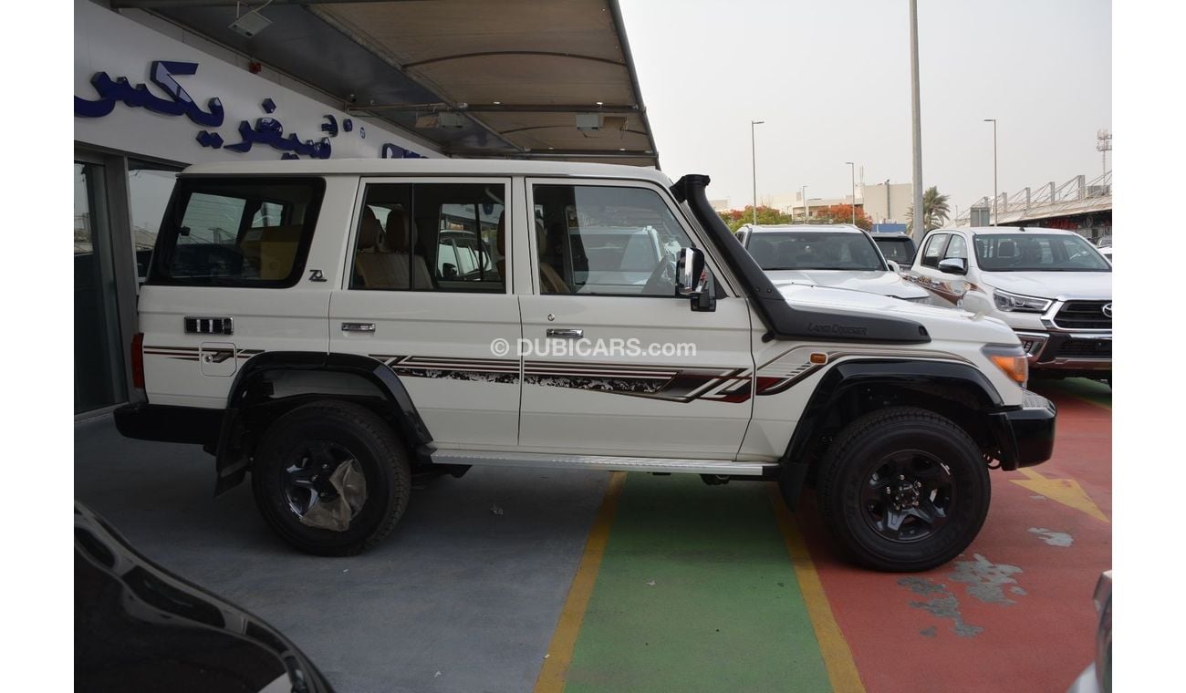 Toyota Land Cruiser 70 LC76 4.5 DIESEL 70th Anniversary Full Option Model 2022