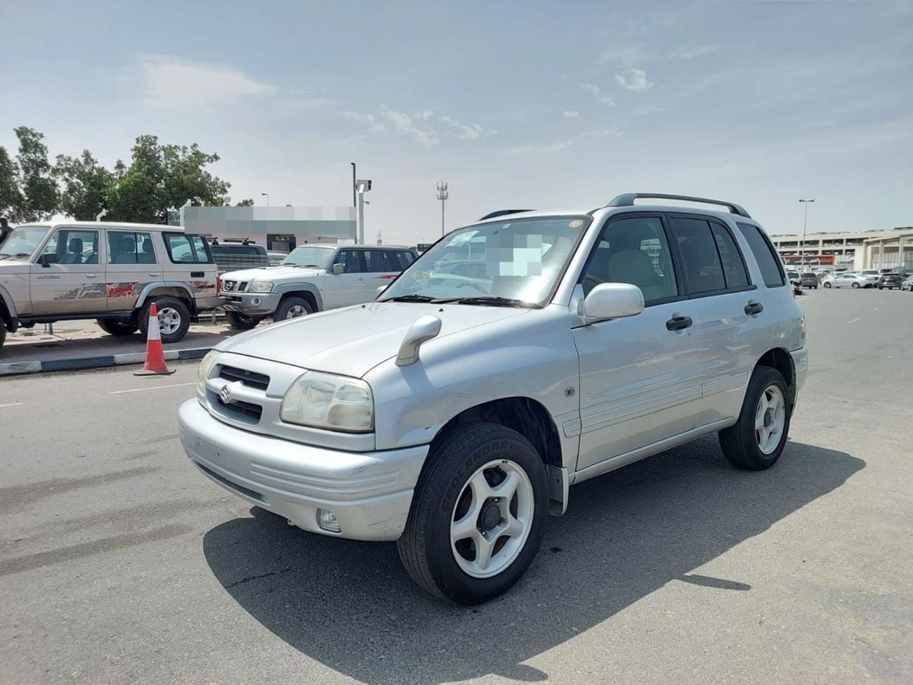 سوزوكي إيسكودو SUZUKI ESCUDO JEEP RIGHT HAND DRIVE (PM4723)