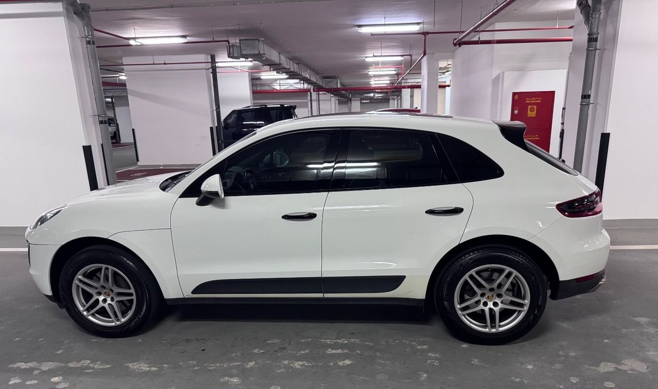 Std 252 مستعملة بورش ماكان Std 2.0L (252 HP) 2018 للبيع في دبي - 870265